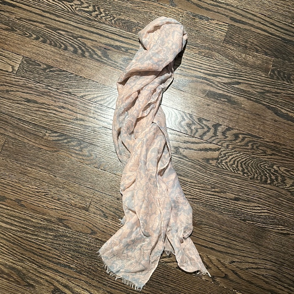 Light Pink & Gray Floral Scarf